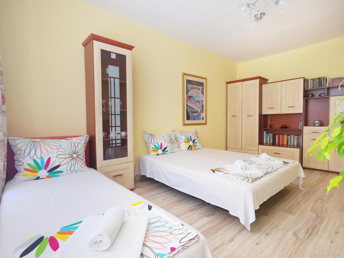 Амбър Апартамент И Стая За Гости Sozopol Bagian luar foto